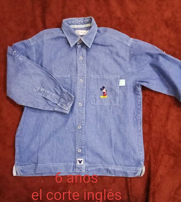 Vendo roupa de menina e menino