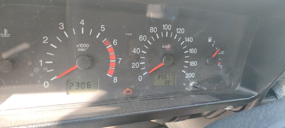 Автомобіль Нива 212140