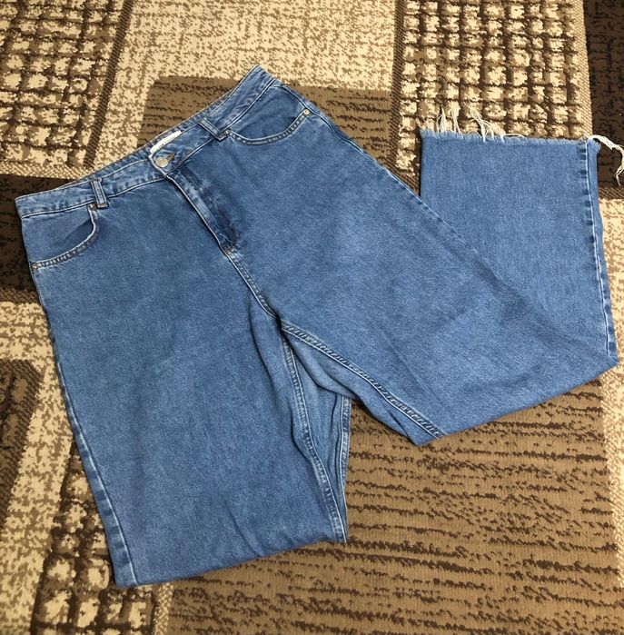 Джинси прямого крою