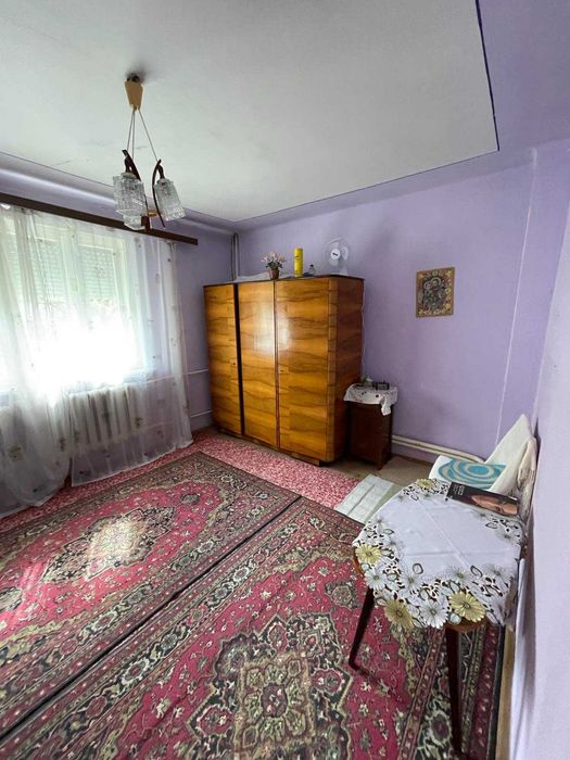 Продається будинок в м. Тячів