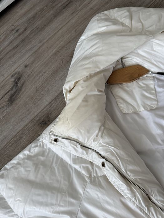 Женский белый пуховик (s/m)