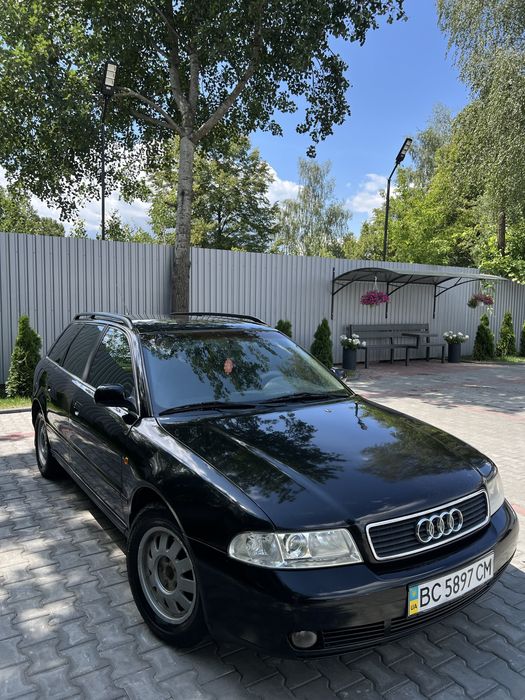 Ауді А4 В5 1999 рік, 2,4 газ-бензин