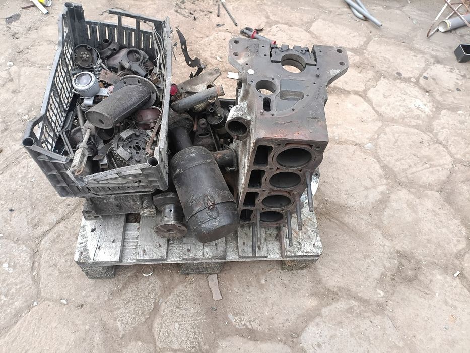 Silnik Ferguson MF benzyna części