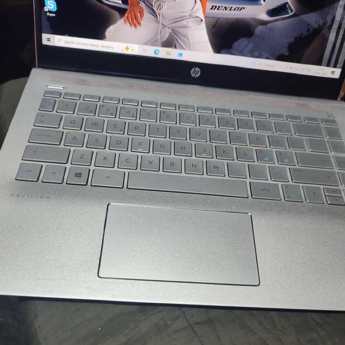 HP Pavilion 14-bf085no \ 14 Full HD\i3-7100u\4\240ssd