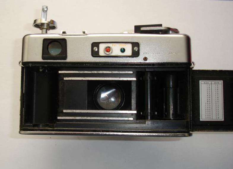 Maquina fotografica YASHICA electro 35