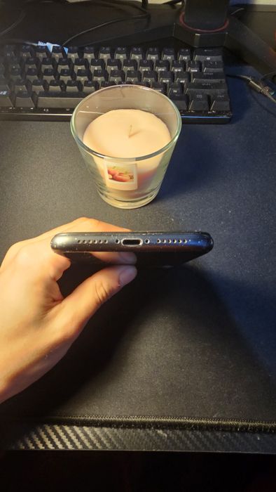 iPhone 11 – Funciona – SEM Face ID – Botão Volume (+) avariado