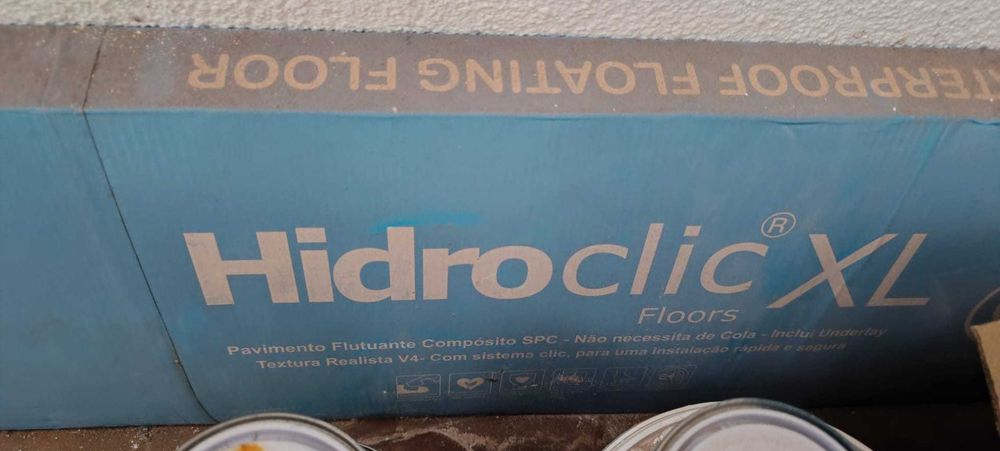 Chão Flutuante Vinílico SPC Carvalho XL – 12€/m²