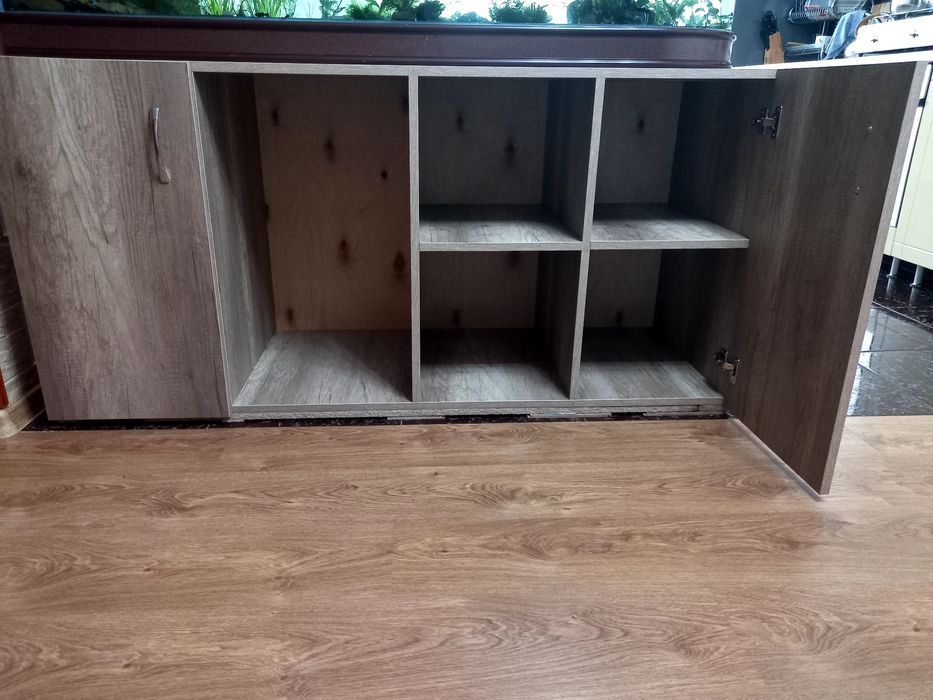 Тумба  - новая..