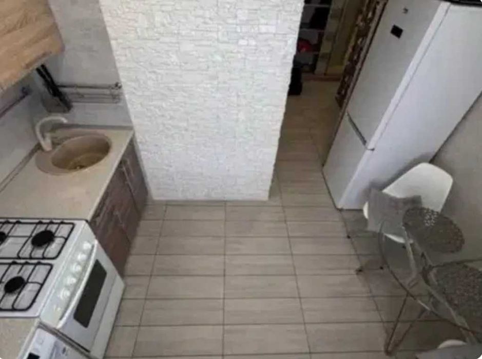 сдам 1комн квартиру Чаривная 121