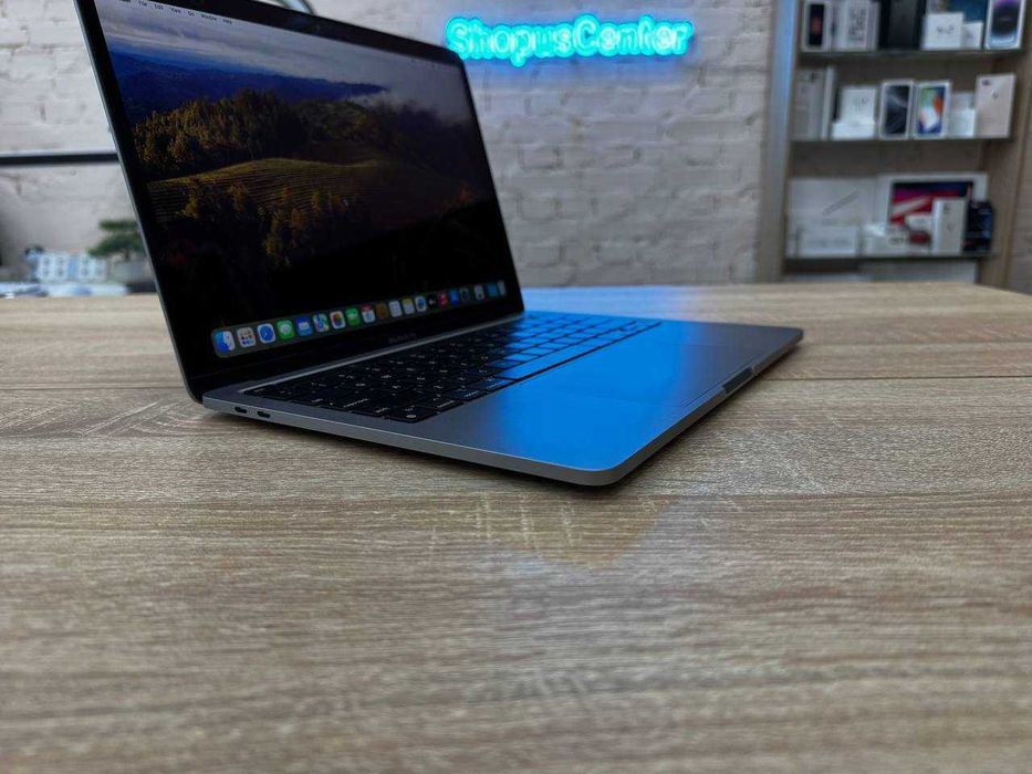 Ноутбук Apple MacBook Pro 13 M1 256ssd Як Новий