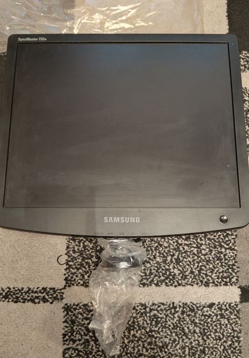 PC Monitor SAMSUNG Synmaster 732N