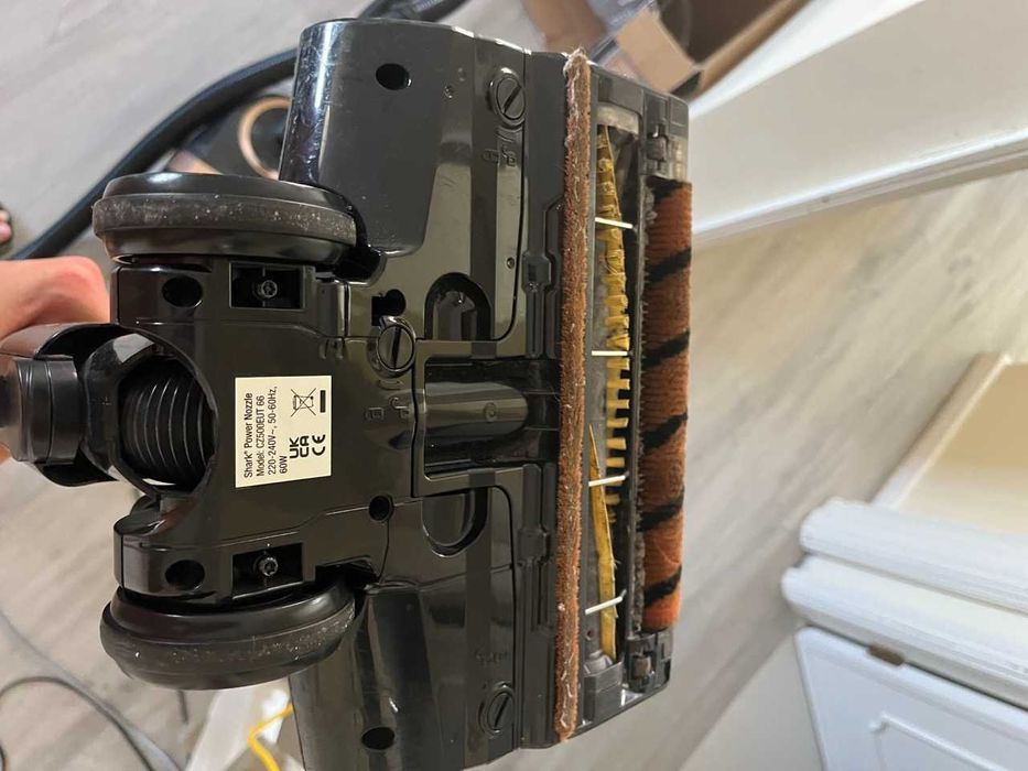 Aspirador Shark CZ500EUT - Usado
