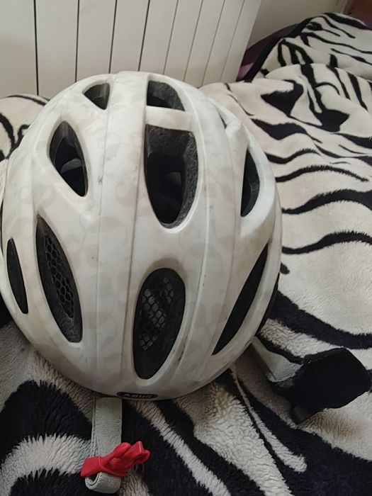Kask rowerowy abus