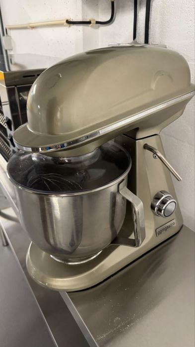 Batedeira planetaria profissional GGM gastro