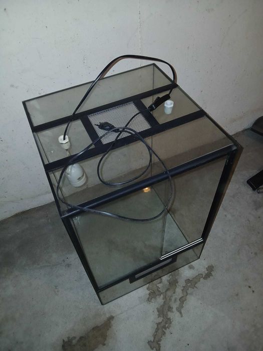 Terrário / Reptilário Exo Terra vertical