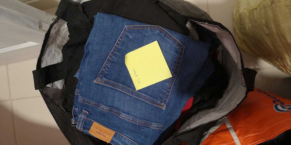 Lote roupa senhora 221 peças em segunda mão