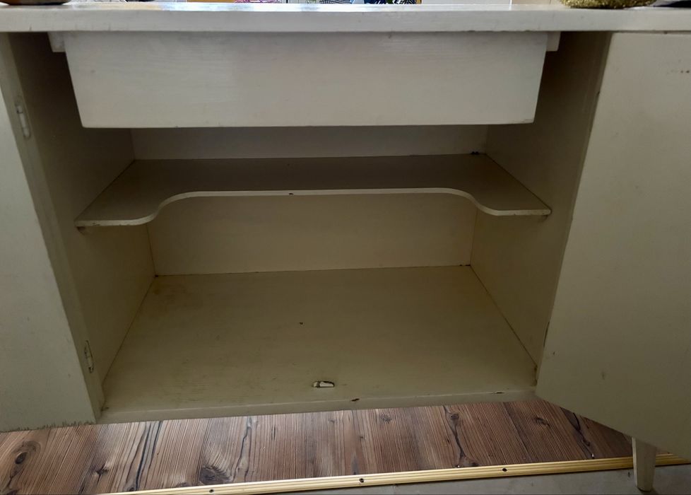 Drewniane szafki kuchenne styl rustykalny shabby chic