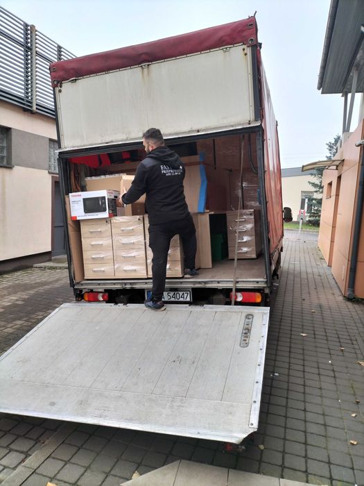 Przeprowadzki, Utylizacje mieszkań, Transport, Auto z windą