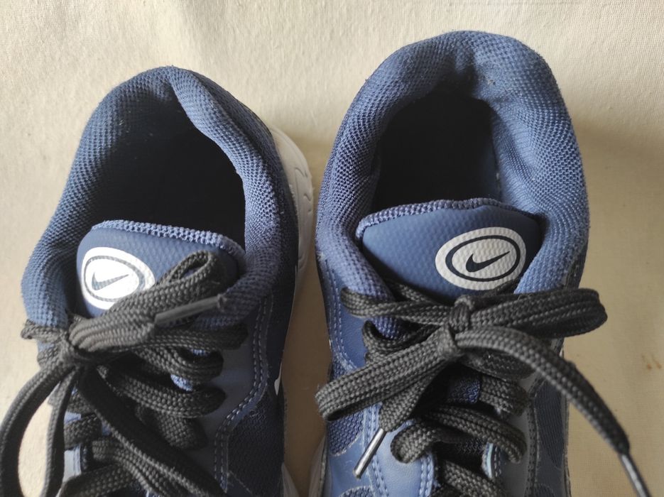 Sneakersy męskie Nike Alpha Lite granatowe nr 42