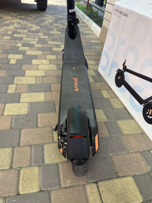 Електросамокат. PROOVE X-City Pro Max