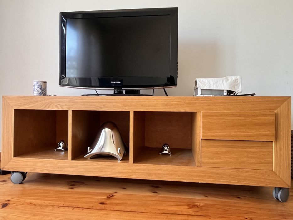 Colunas JBL Creature II Liquid Metal edição limitada