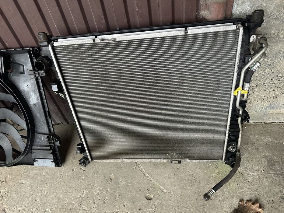 Радіатор основний мерседес gl166 м278 4.7 бітурбо