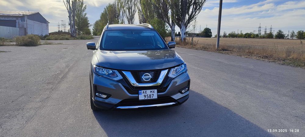 Nissan Rogue 2017  SV premium