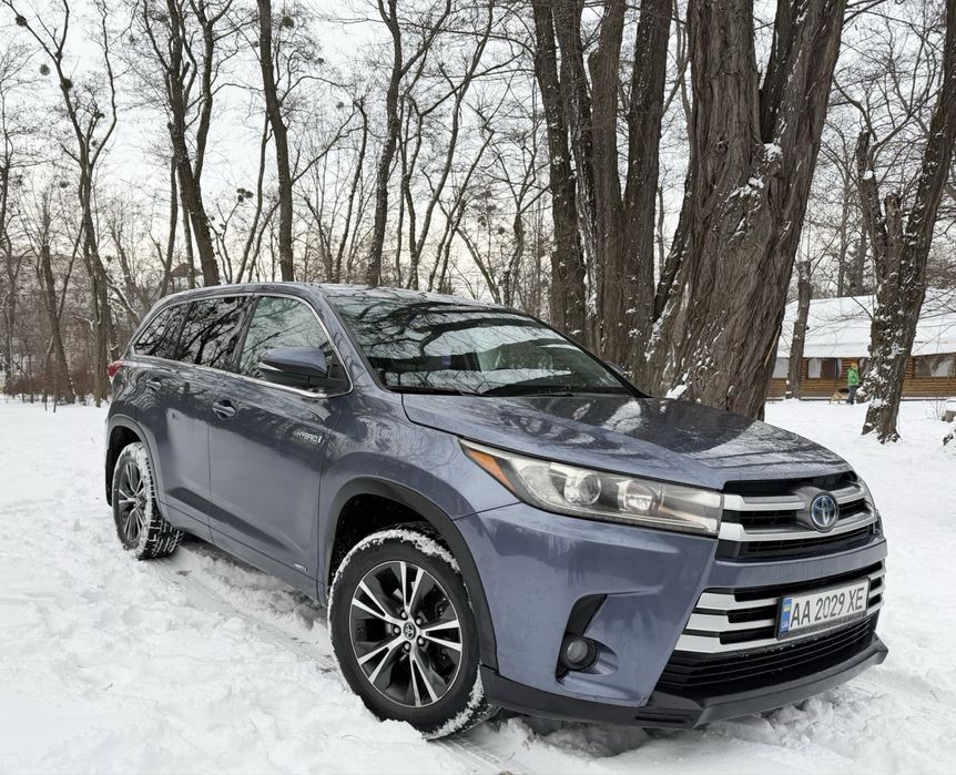 Toyota Highlander Hybrid 2018 року