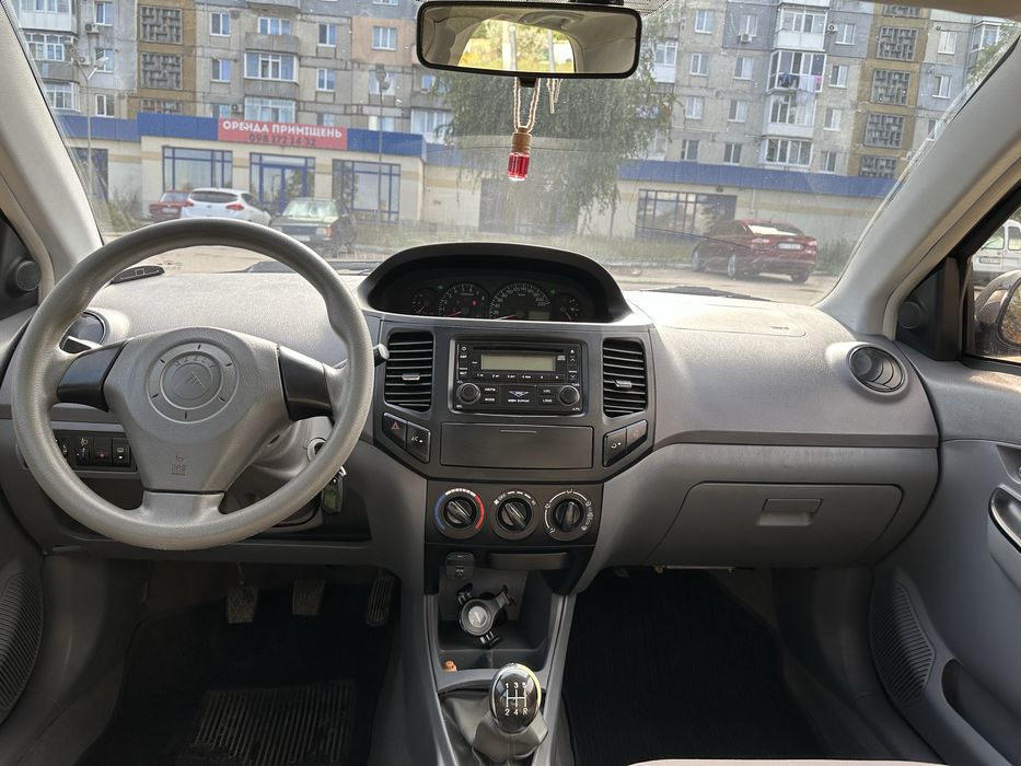 Geely MK 2011 рік