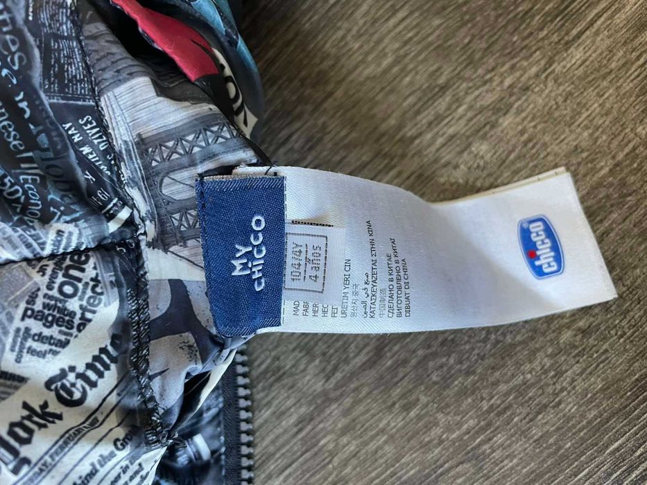 Куртка демісезонна на хлопчика Chicco 104/4р двостороння дуже ОК!