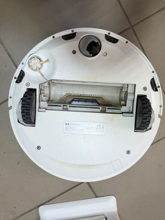 Продам робот пылесос Mi Robot Vacuum
