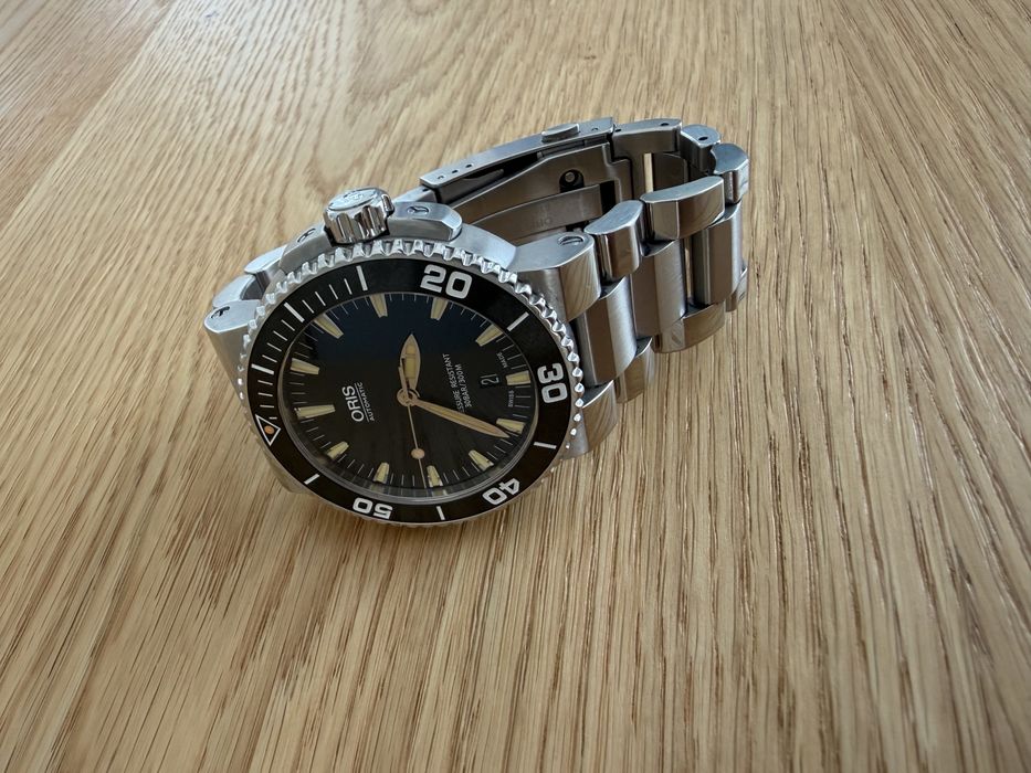 Zegarek Oris Aquis Date 43mm, full set