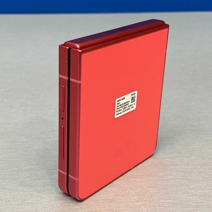 Samsung Galaxy Z Flip7 | 12GB/256GB | Coralred | NOVO