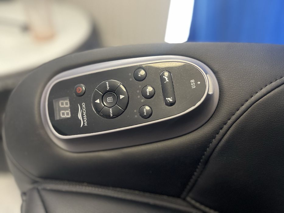 Fotel masujący MASSAGGIO Bello 2 czarny