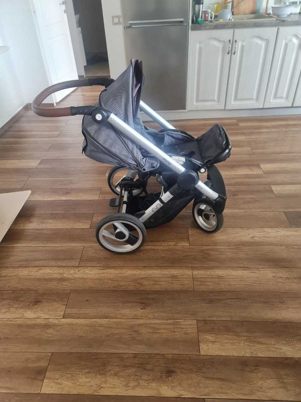 Carucior mutsy 3 in 1 hotsell