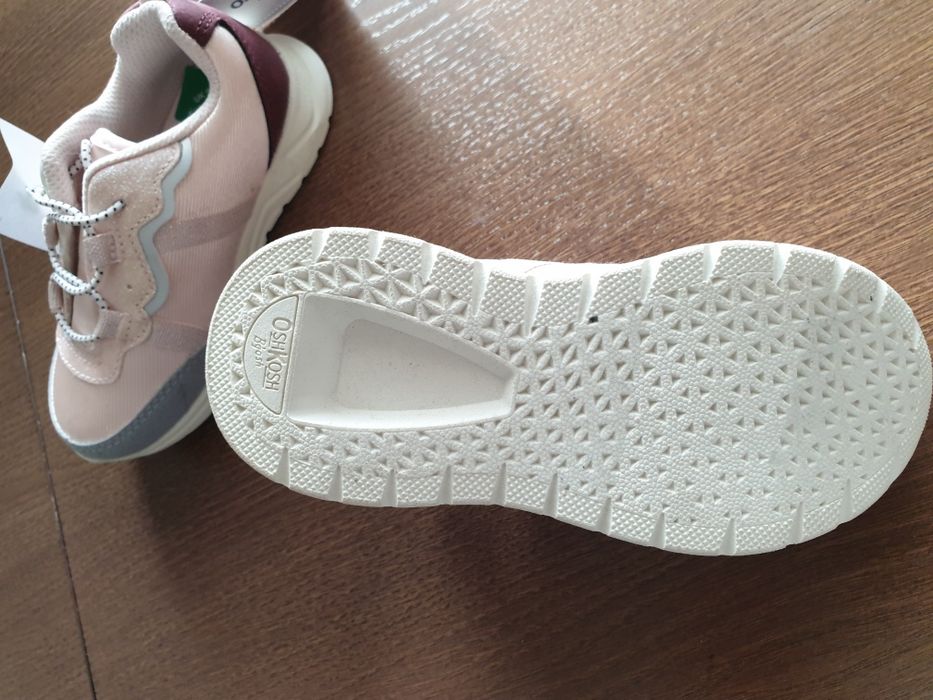 Nowe adidasy dla dziewxzynki roz. 26.5