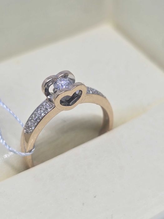 Золота каблучка з діамантами Chopard