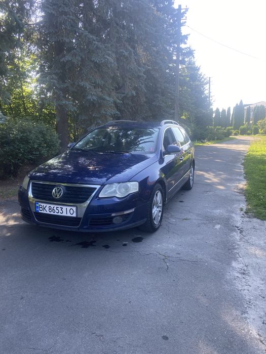Продається пасат В6 не розмитнений