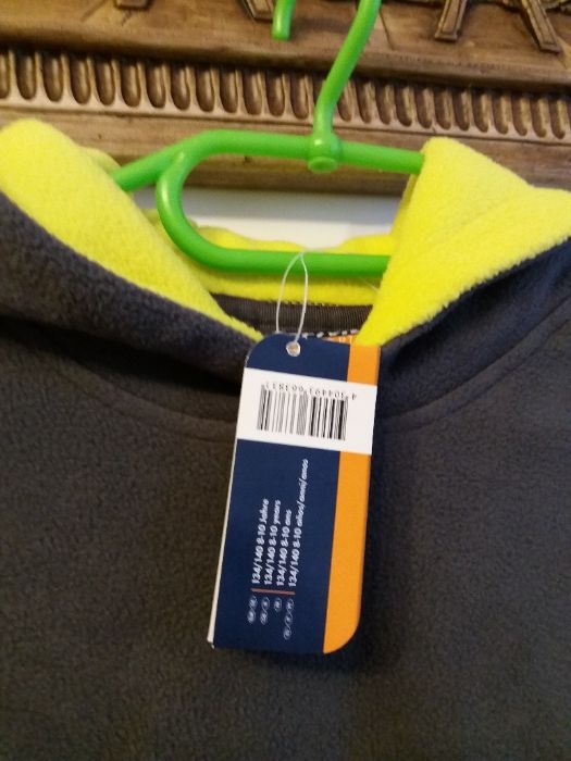 Nowa bluza polarowa 134/ 140