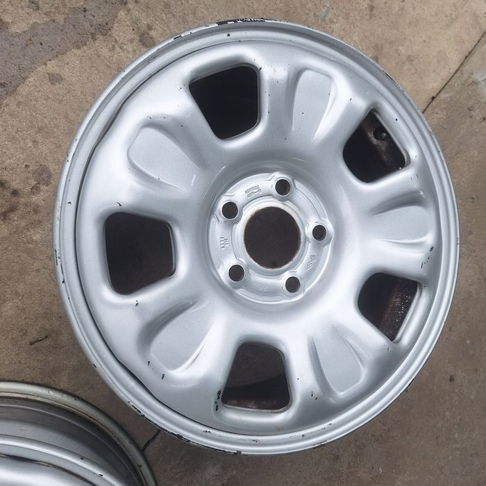 Felgi stalowe 16 5x114,3 Dacia Duster, Renault