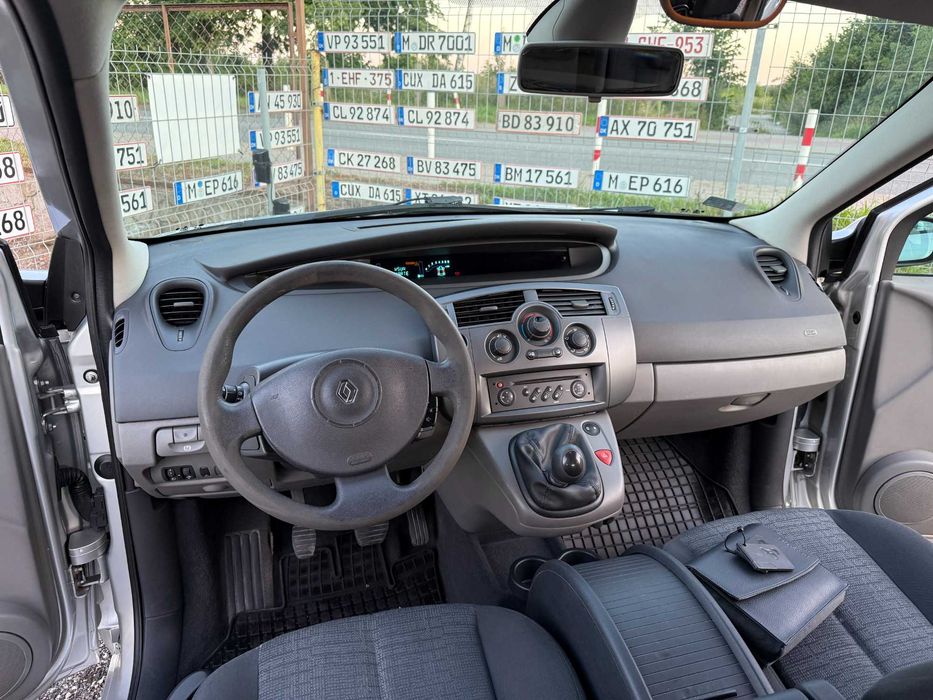Renault Scenic 1.6 b opłaty 05.27 serwis klimatyzacja Zamiana