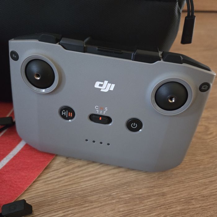 Dron DJI mini 4 pro fly more combo