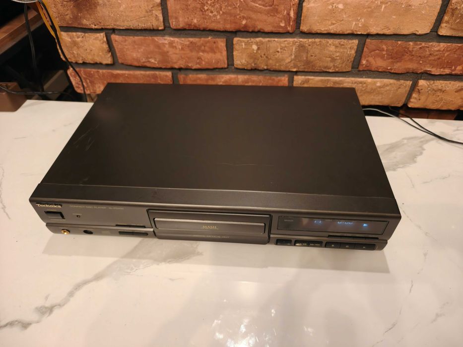 TECHNICS SL-PG490 ! Porządny odtwarzacz Cd do naprawy