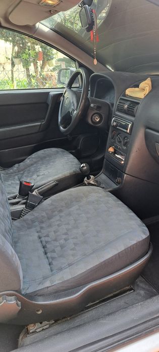 Opel Astra 1.7 comercial