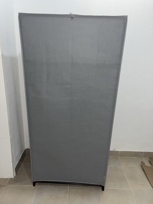 Roupeiro Cinzento IKEA