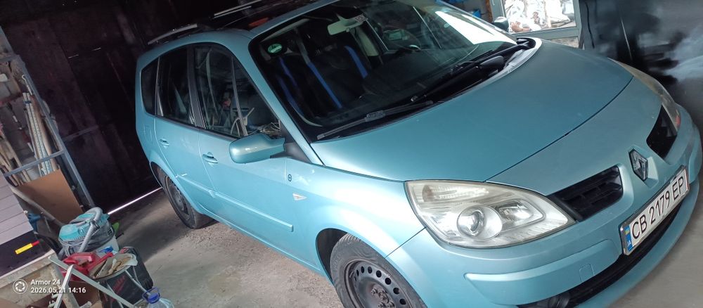 Renault scenic 2 2літри газ-бензин
