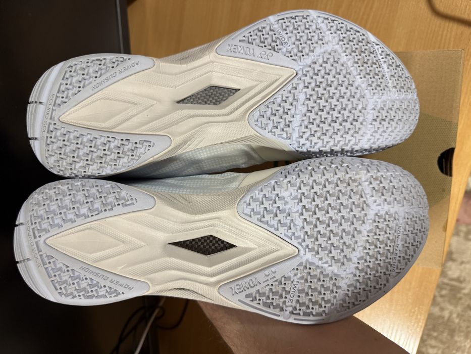 Кросовки Yonex Aerus Z Wide