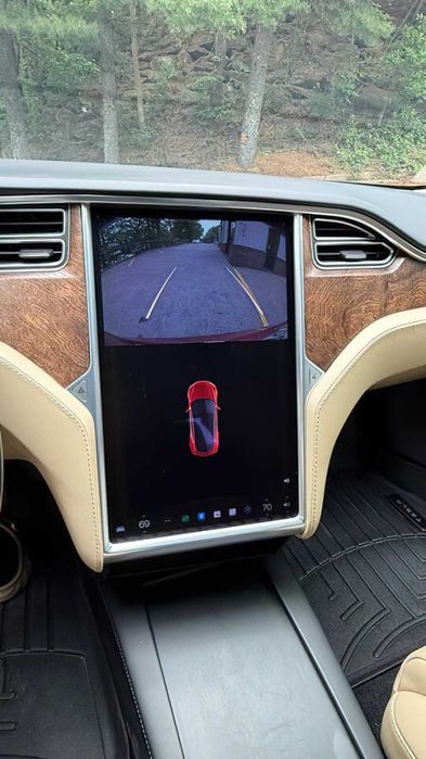 Tesla Model S 75      2017