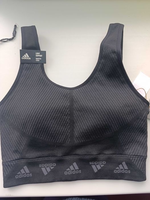 Adidas спортивний топ оригінал