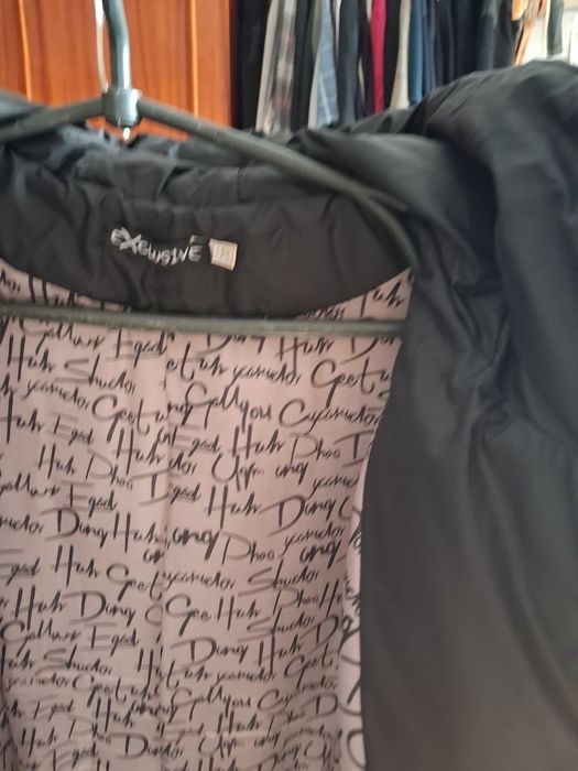 Продается  курточка тёплая.